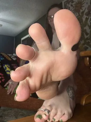 Red Lilly Sole OnlyFans Leaked Free Thumbnail Picture - #sliMsngTxN