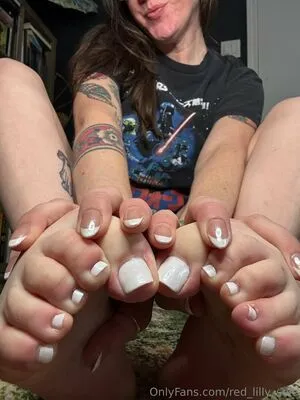 Red Lilly Sole OnlyFans Leaked Free Thumbnail Picture - #xx4w5NgUiz