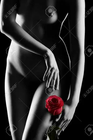 Red Rose OnlyFans Leaked Free Thumbnail Picture - #CKSDviWg8i