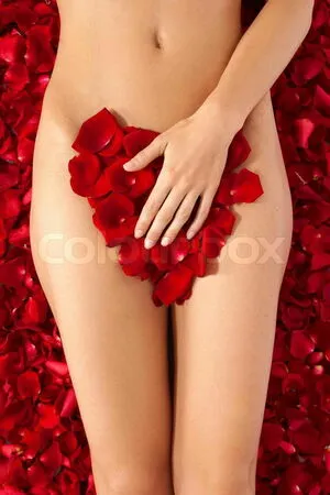 Red Rose OnlyFans Leaked Free Thumbnail Picture - #pmohExTFH0