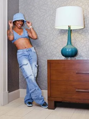 Red Velvet OnlyFans Leaked Free Thumbnail Picture - #OWgzDH1tTS