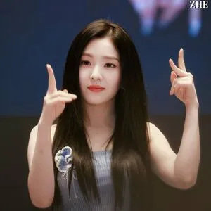 Red Velvet OnlyFans Leaked Free Thumbnail Picture - #u42PQn7gNk