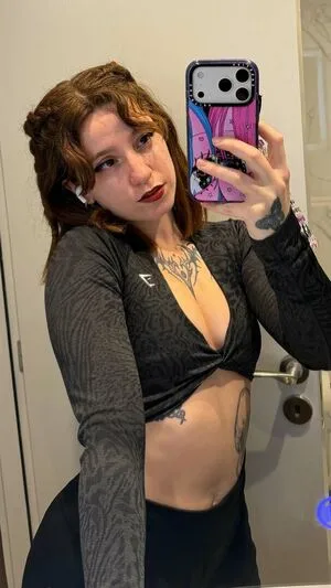Red Witchhh OnlyFans Leaked Free Thumbnail Picture - #ItFOOPSBOx