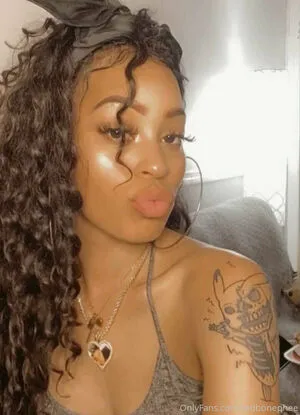 Redbonephee OnlyFans Leaked Free Thumbnail Picture - #nhhd2z5T3M