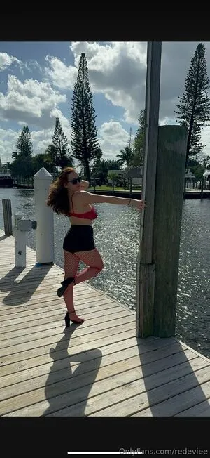 Redeviee OnlyFans Leaked Free Thumbnail Picture - #vdu6PrWgyp