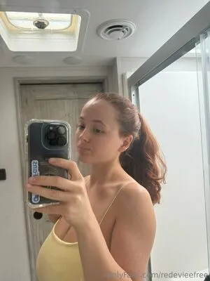 Redevieetv OnlyFans Leaked Free Thumbnail Picture - #6fCmEfLVb8