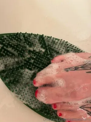 Redfeetwildink OnlyFans Leaked Free Thumbnail Picture - #mCh4FOldX4