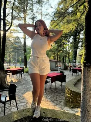 Redhead Busty OnlyFans Leaked Free Thumbnail Picture - #6goG26ObLI