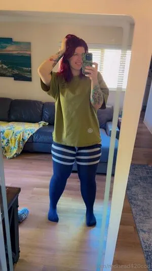 Redhead420coo OnlyFans Leaked Free Thumbnail Picture - #OwTz0Xm7oA
