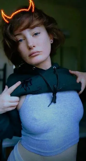 Redheadgivesyouwings Stephanie Summers Stephyygirll Redhdgvsuwings OnlyFans Leaked Free Thumbnail Picture - #LdpYrJH6Me