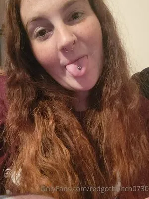 Redheadgothwitch0730 OnlyFans Leaked Free Thumbnail Picture - #4QGbx4djk2