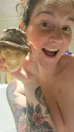 Redheadgothwitch0730 OnlyFans Leaked Free Thumbnail Picture - #72XCRigVci