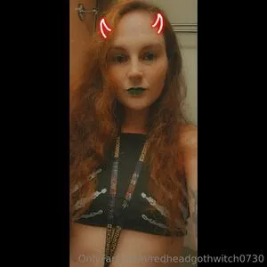 Redheadgothwitch0730 OnlyFans Leaked Free Thumbnail Picture - #ERlvnEsuxb