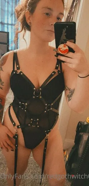 Redheadgothwitch0730 OnlyFans Leaked Free Thumbnail Picture - #SRHXY7yl4a