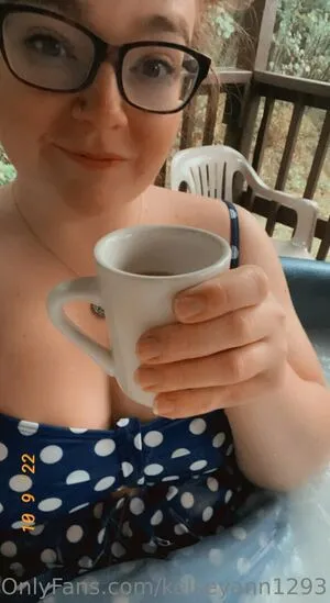 Redheadmomma1293 OnlyFans Leaked Free Thumbnail Picture - #HDrTcK512S