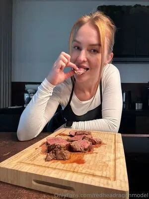 Redheadragonmodel OnlyFans Leaked Free Thumbnail Picture - #6HqUKbeNnA