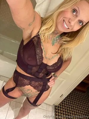 Redhollyberry OnlyFans Leaked Free Thumbnail Picture - #kqI4hnIFUX