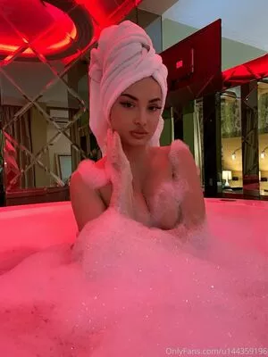 Redona Koci OnlyFans Leaked Free Thumbnail Picture - #gAoQMVqKbv