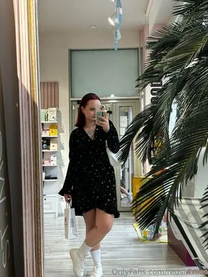 Redsirennn OnlyFans Leaked Free Thumbnail Picture - #xALjlAfFds