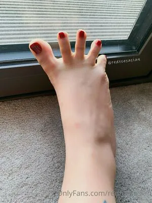 Redtoesasian OnlyFans Leaked Free Thumbnail Picture - #iAQu9ZvLy0