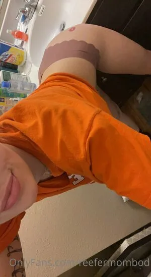 Reefermombod OnlyFans Leaked Free Thumbnail Picture - #mwqfMqrFY5