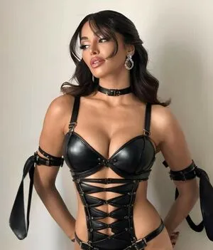 Reem Alsanea OnlyFans Leaked Free Thumbnail Picture - #PiOZAniO4k