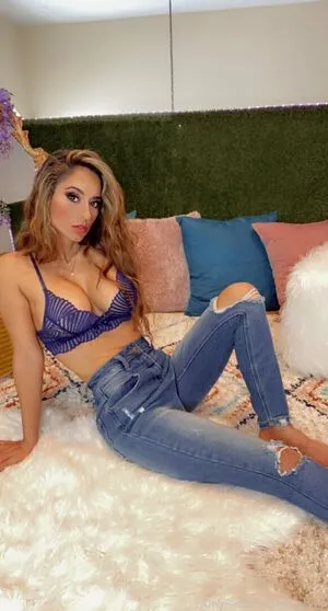 Reenaskyfree OnlyFans Leaked Free Thumbnail Picture - #LkSxDr7mAJ