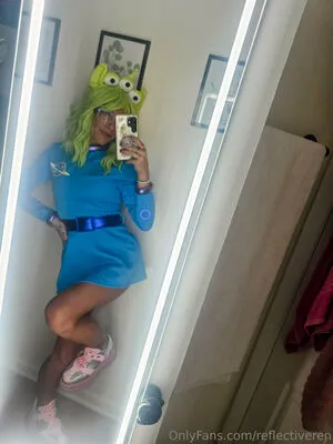 Reflectiveren OnlyFans Leaked Free Thumbnail Picture - #4an7N2D4ZW