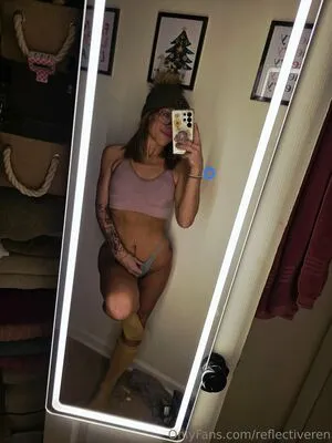 Reflectiveren OnlyFans Leaked Free Thumbnail Picture - #OKWYtyebAR