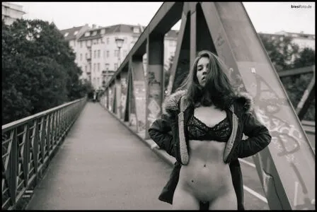 Regina Hauptstadtgoere OnlyFans Leaked Free Thumbnail Picture - #CivbxqOnJK
