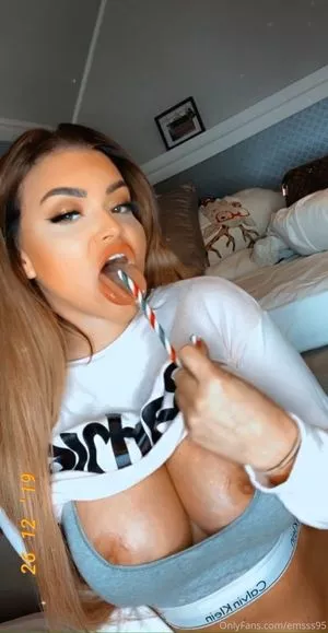 Reginaluvxxx OnlyFans Leaked Free Thumbnail Picture - #3yiWsFycl2