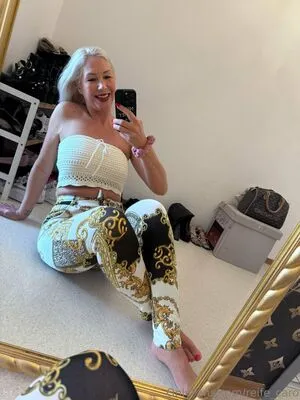 Reife Caro OnlyFans Leaked Free Thumbnail Picture - #w6YvCug0Jf