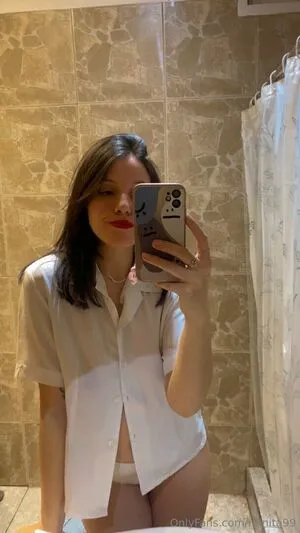 Reinita99 OnlyFans Leaked Free Thumbnail Picture - #T4C6ANxykL