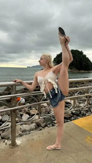 Renata Schneider OnlyFans Leaked Free Thumbnail Picture - #LjoVm23aRB