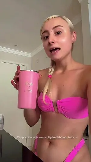 Renata Schneider OnlyFans Leaked Free Thumbnail Picture - #vhLHqkAGed