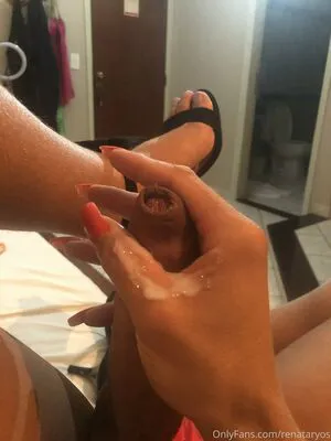 Renataryos OnlyFans Leaked Free Thumbnail Picture - #M4zM4ufe92