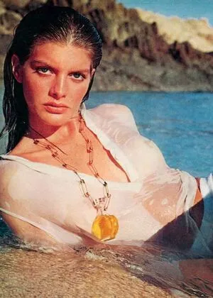 Rene Russo OnlyFans Leaked Free Thumbnail Picture - #S9aaxsqF67