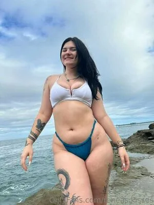 Renea Kisses OnlyFans Leaked Free Thumbnail Picture - #OXLKm3usAx