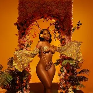 Renee Adjoa OnlyFans Leaked Free Thumbnail Picture - #Dju5ASl7nm