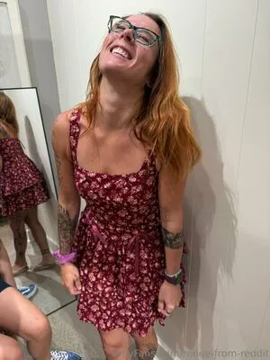 Renee From Reddit OnlyFans Leaked Free Thumbnail Picture - #E1Fv4KEkkX