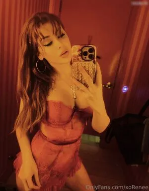 Renee Olstead OnlyFans Leaked Free Thumbnail Picture - #AoNUkljQu1