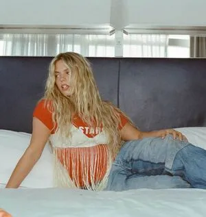 Renee Rapp OnlyFans Leaked Free Thumbnail Picture - #7m7IRsh1f2