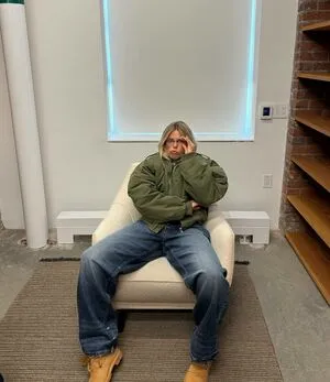 Renee Rapp OnlyFans Leaked Free Thumbnail Picture - #CUm7GTdPan