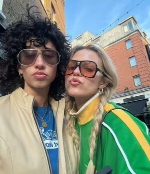 Renee Rapp OnlyFans Leaked Free Thumbnail Picture - #JuR09uL5Ro