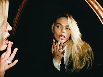 Renee Rapp OnlyFans Leaked Free Thumbnail Picture - #OHGWJzhoow