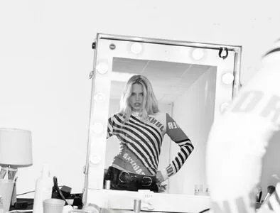 Renee Rapp OnlyFans Leaked Free Thumbnail Picture - #P0AfHHq8Sd