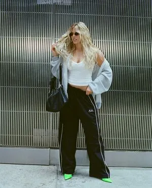 Renee Rapp OnlyFans Leaked Free Thumbnail Picture - #YQQutno8bh