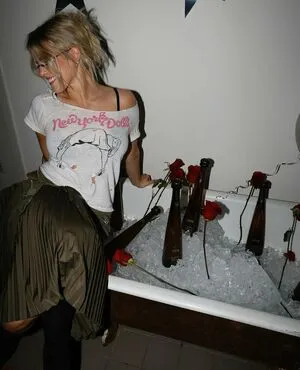 Renee Rapp OnlyFans Leaked Free Thumbnail Picture - #lyojbSf2d7