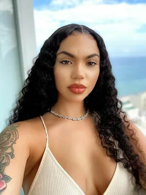 Renni Rucci OnlyFans Leaked Free Thumbnail Picture - #ieuOBRVFn9