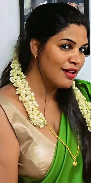 Reshma Rechu OnlyFans Leaked Free Thumbnail Picture - #H1Q3ldAXFf